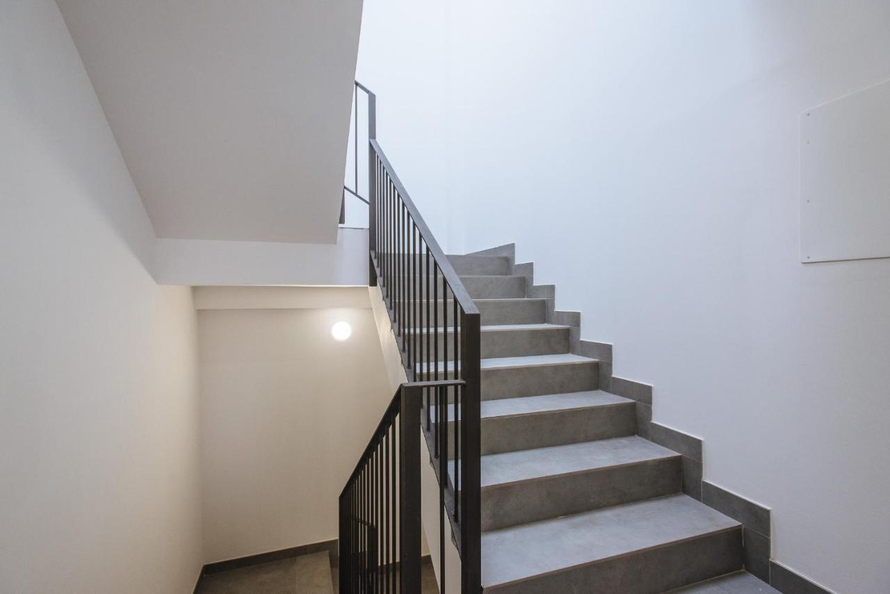Apartamentos Casa Del Relator Siviglia Esterno foto
